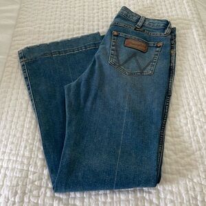 WOMEN'S WRANGLER RETRO® HIGH RISE TROUSER JEAN Shelby Size 29x30